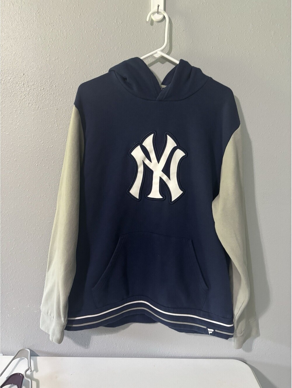 Fanatics NY Yankees Hooded Sweatshirt Size XL 2021